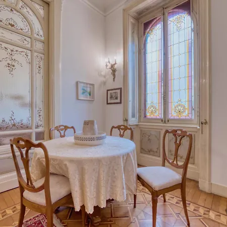 Apartamento Historic Close To The Station Milão